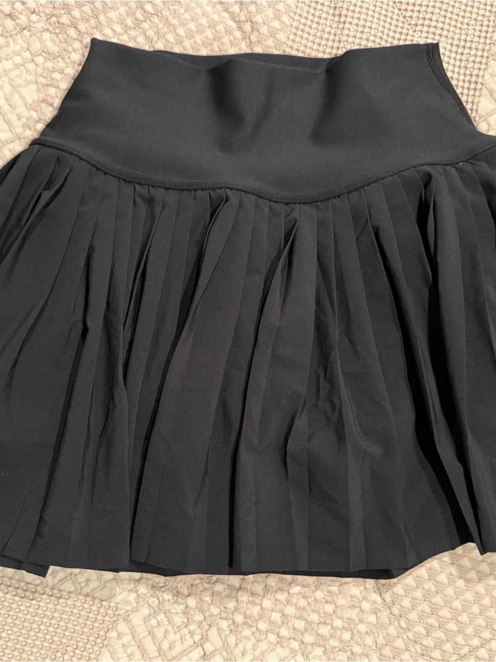 ALO Yoga Black Pleated Mini Skirt